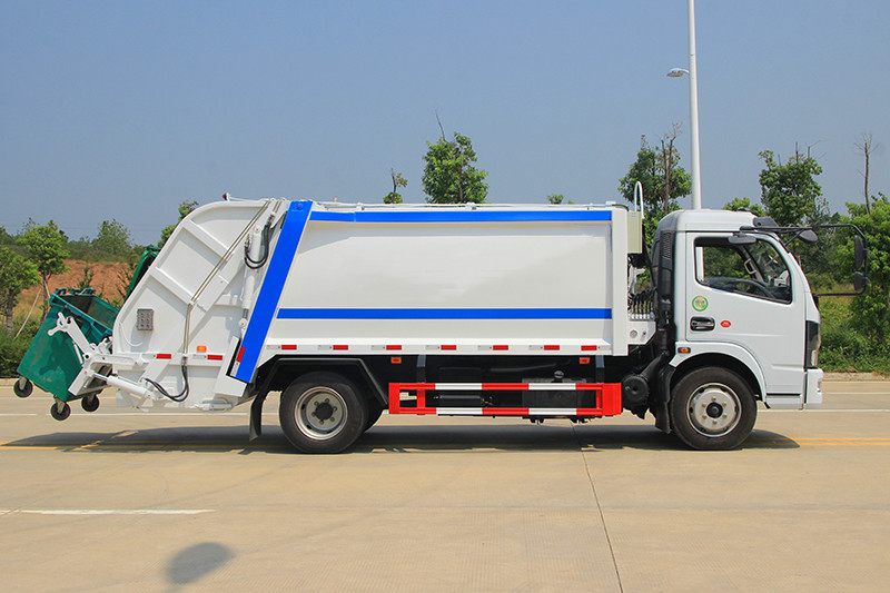 �������8�� ���s����܇